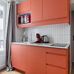 Grand Studio Refait A Neuf Paris 16 - 4P