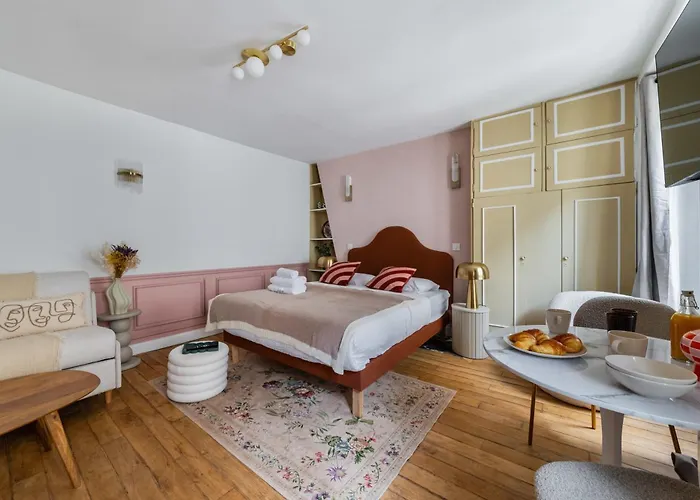 Grand Studio Refait A Neuf Paris 16 - 4P